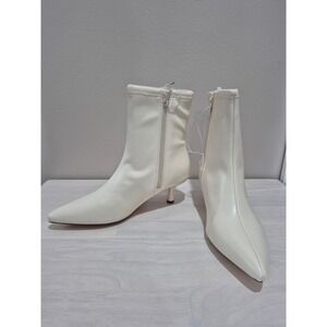 A New Day Womens Pointed Toe Kitten Heel Stretch Ankle Boots Off White Cream 7.5
